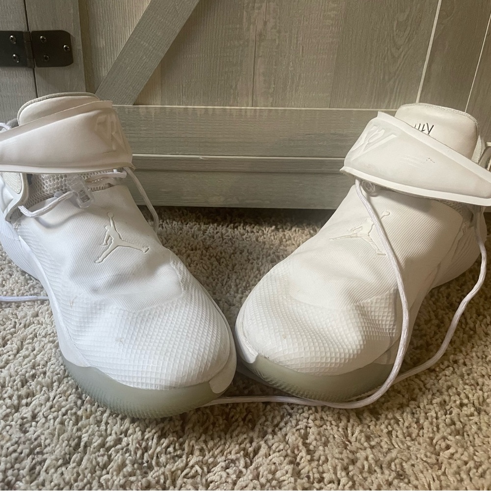 Westbrook Why Not zer0.1 all white Jordan size 11
